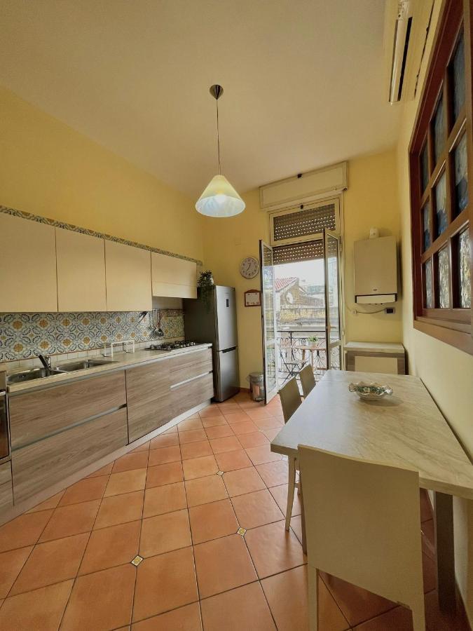 La Ferrovia Holiday Home Napoli Eksteriør bilde