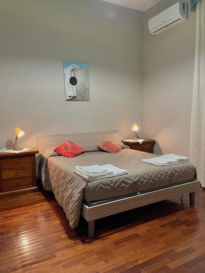 La Ferrovia Holiday Home Napoli Eksteriør bilde
